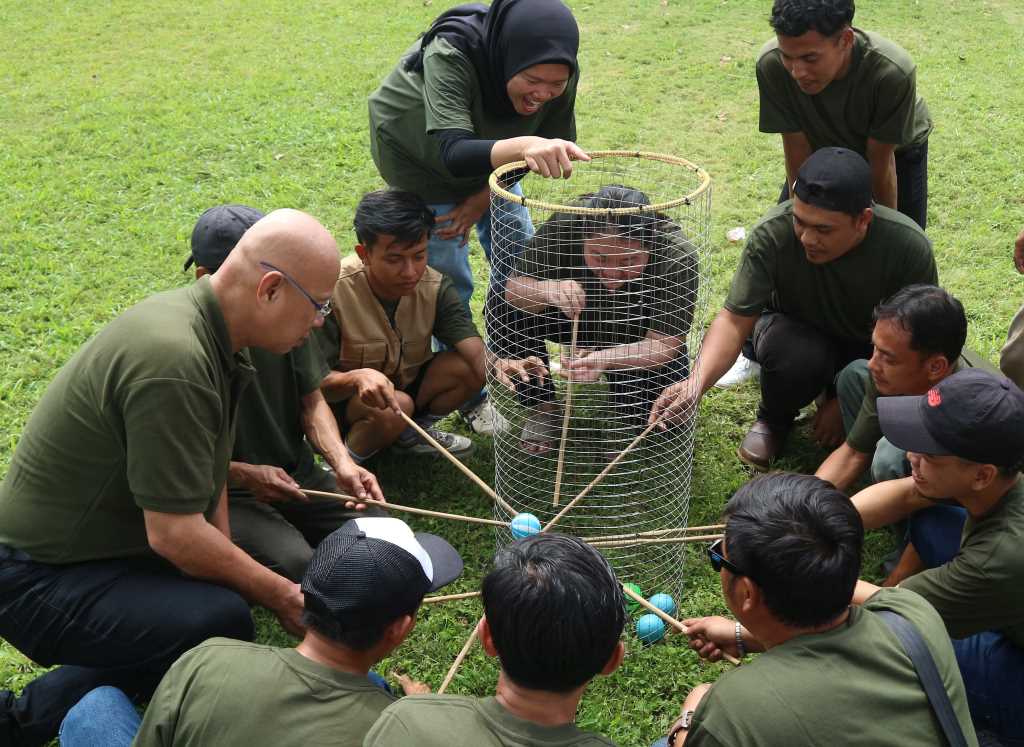 CRAZY BALL - Outbound Packages Banyuwangi