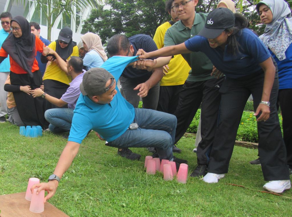 PYRAMID GLASS - Outbound Packages Banyuwangi