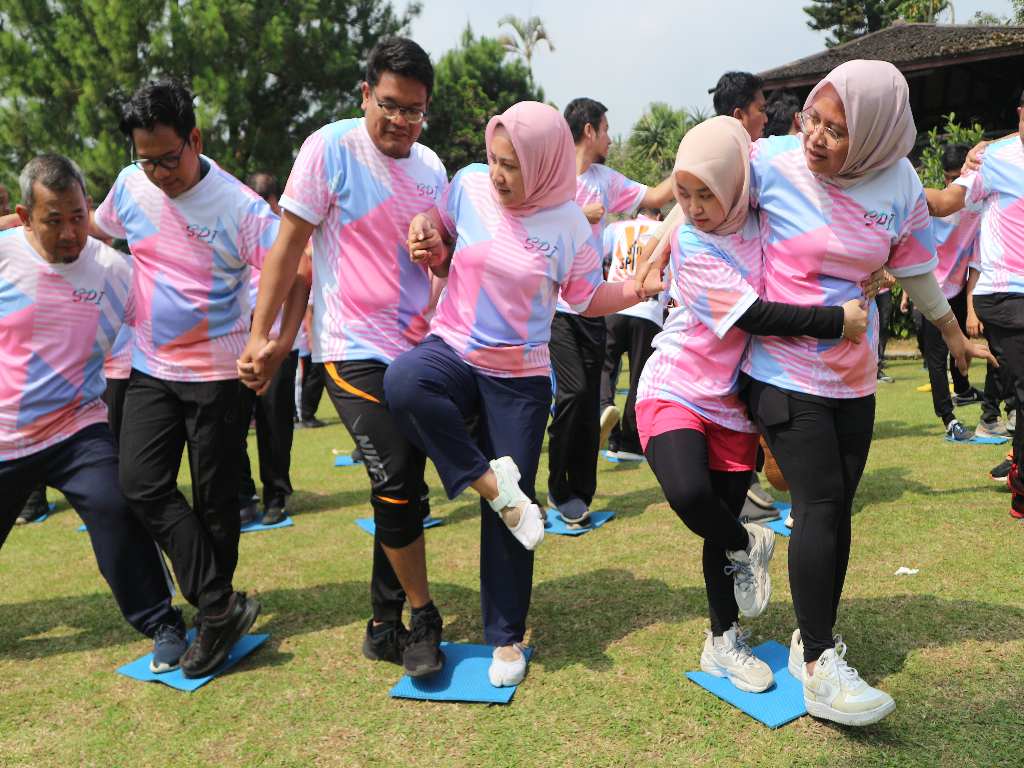 Outbound Package Banyuwangi - STEPPING RACE