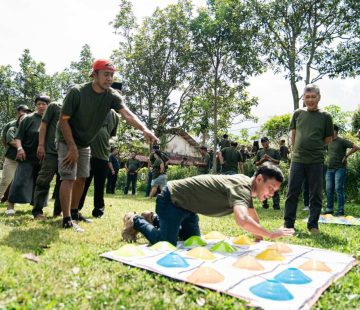 MATCHING COLOR - Outbound Packages Banyuwangi